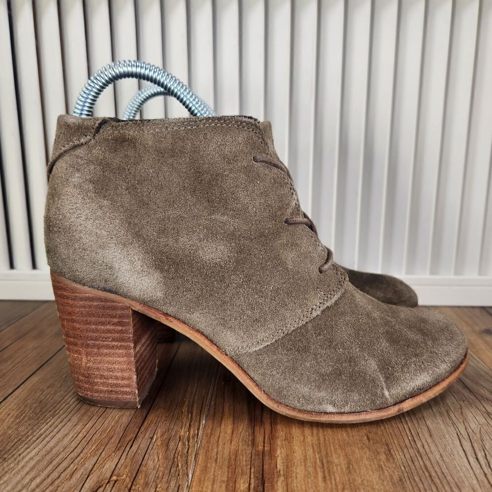 TOMS Lunata Womens Sz 8.5 Gray Suede 3" Heeled Rustic Booties Ankle Boots 300416